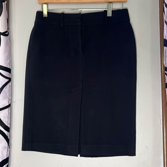 Express stretch fully lined pencil skirt, size 1/2 - Picture 2 of 8